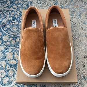 Steve Madden Gills Chestnut Brown Slip-On Sneakers LIKE NEW